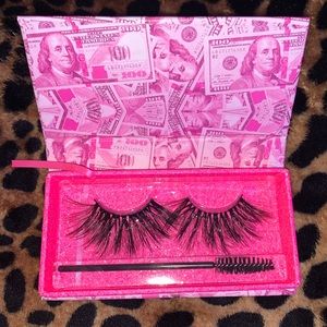 Mink lashes